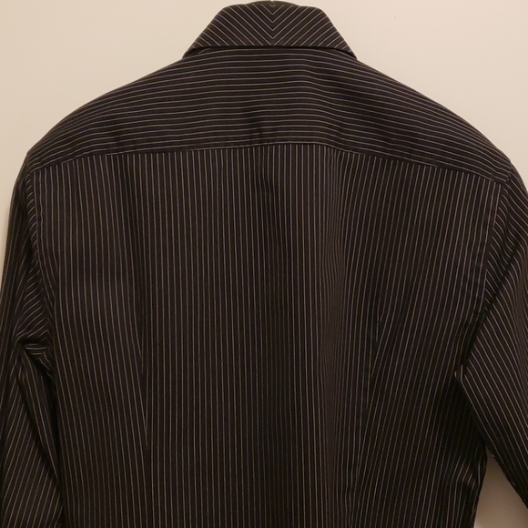 Men's Hugo Boss Slim Fit Dress Shirt 38/15 - Picture 2 of 5